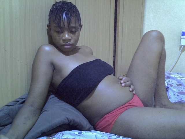pretty-bianca live cam on BongaCams