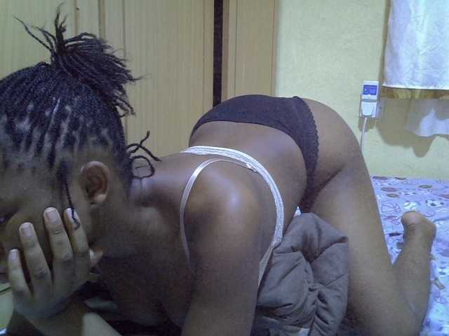 pretty-bianca live cam on BongaCams