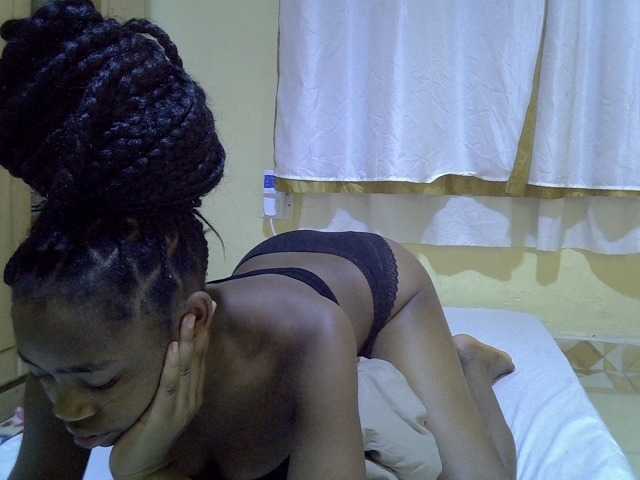 pretty-bianca live cam on BongaCams
