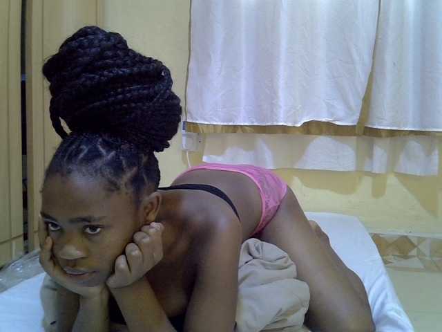 pretty-bianca live cam on BongaCams