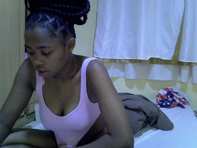 pretty-bianca live cam on BongaCams