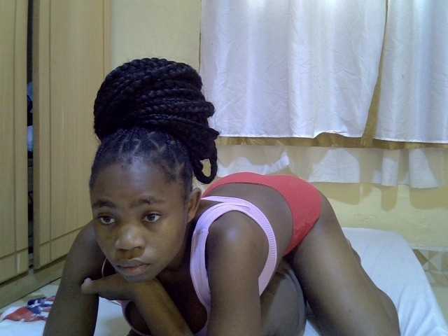 pretty-bianca live cam on BongaCams