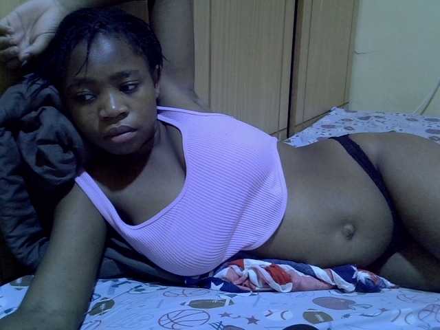 pretty-bianca live cam on BongaCams