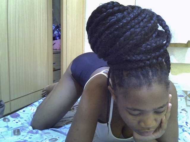 pretty-bianca live cam on BongaCams
