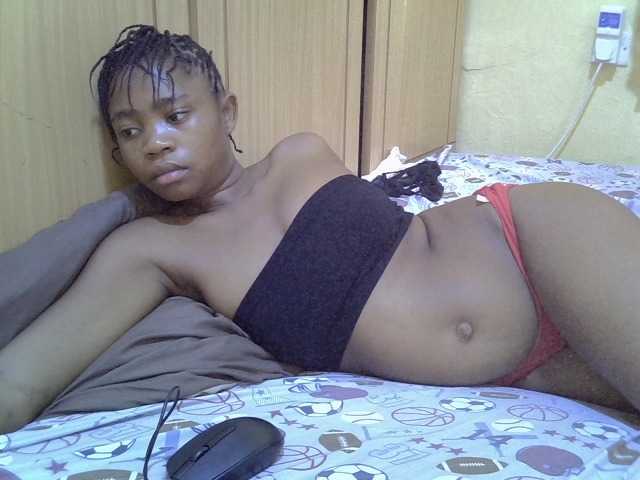 pretty-bianca live cam on BongaCams