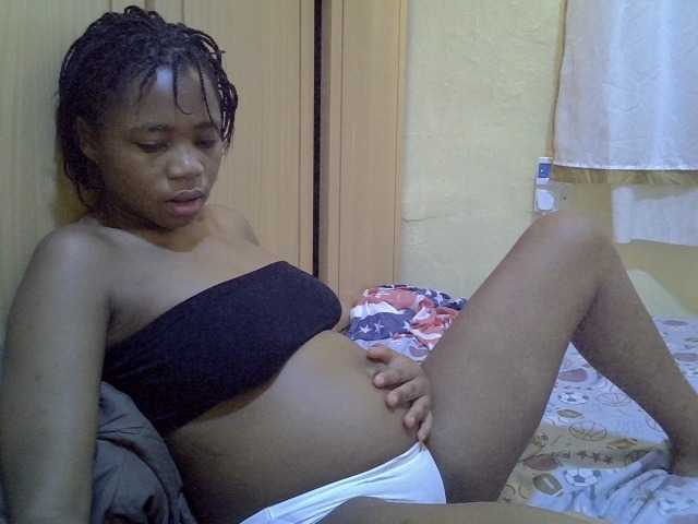 pretty-bianca live cam on BongaCams
