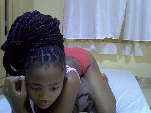 pretty-bianca live cam on BongaCams