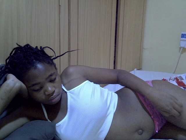 pretty-bianca live cam on BongaCams