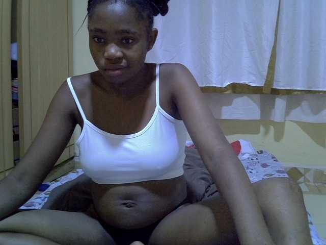 pretty-bianca live cam on BongaCams