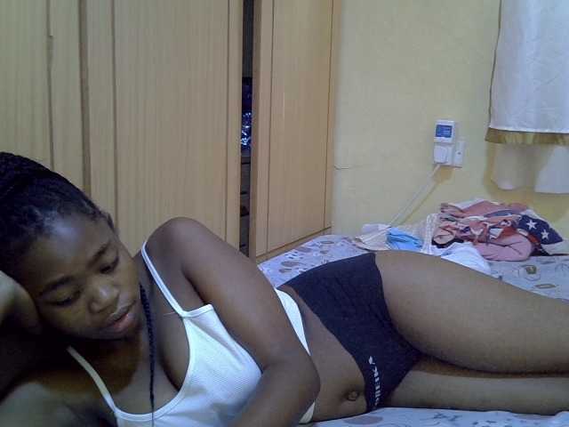 pretty-bianca live cam on BongaCams