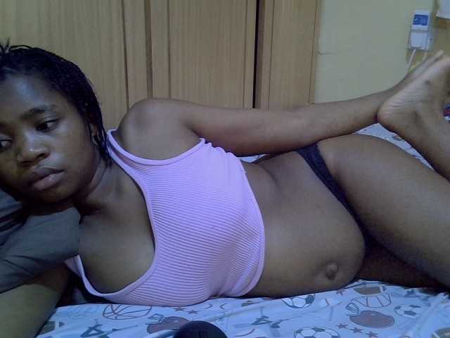 pretty-bianca live cam on BongaCams