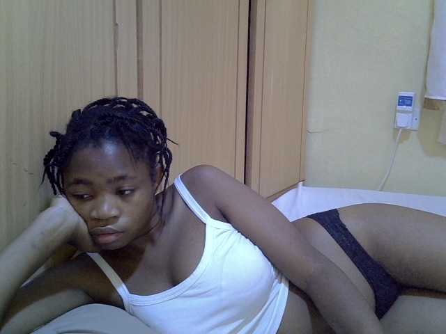 pretty-bianca live cam on BongaCams