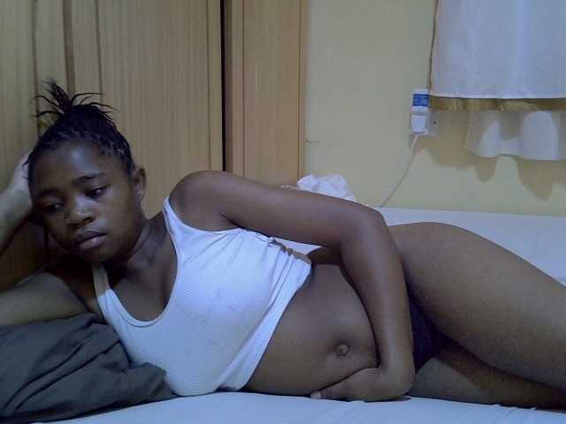 pretty-bianca live cam on BongaCams