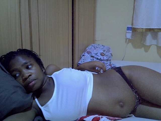 pretty-bianca live cam on BongaCams