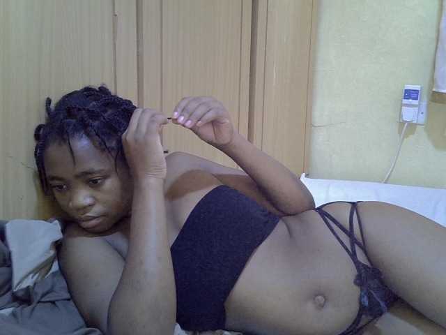 pretty-bianca live cam on BongaCams