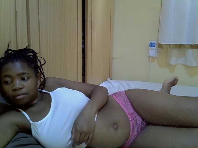 pretty-bianca live cam on BongaCams