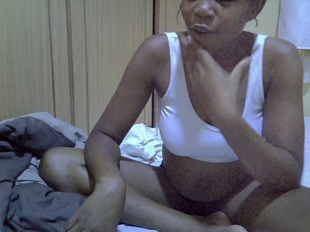 pretty-bianca live cam on BongaCams