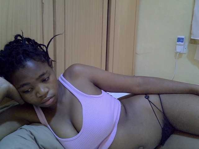 pretty-bianca live cam on BongaCams