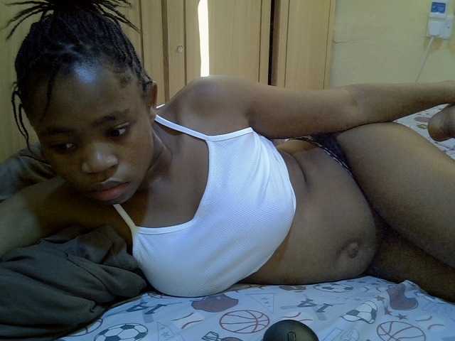 pretty-bianca live cam on BongaCams