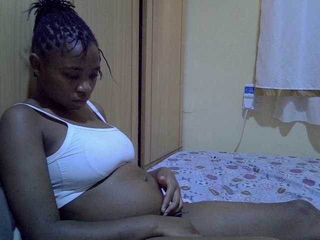 pretty-bianca live cam on BongaCams
