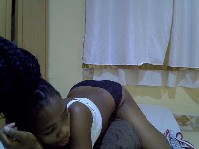 pretty-bianca live cam on BongaCams