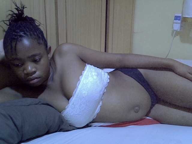 pretty-bianca live cam on BongaCams
