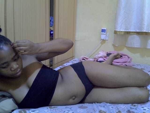 pretty-bianca live cam on BongaCams