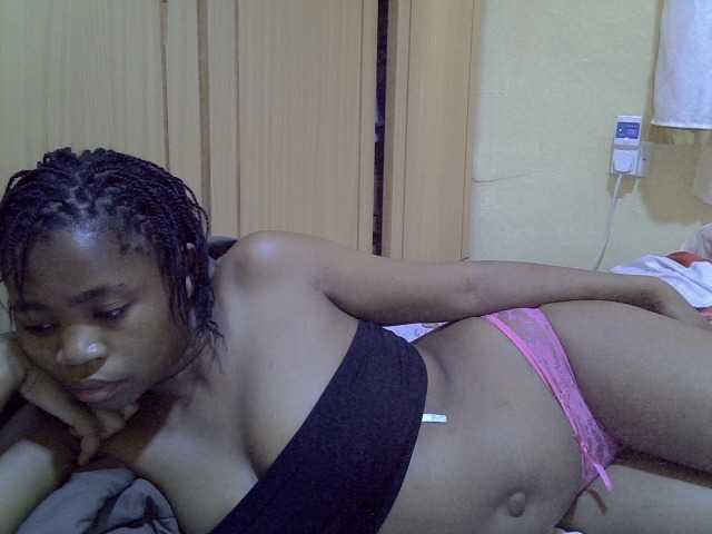 pretty-bianca live cam on BongaCams