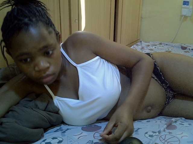 pretty-bianca live cam on BongaCams