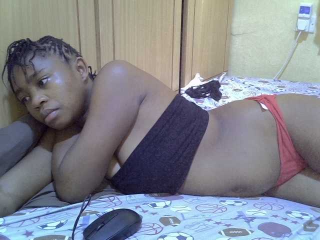 pretty-bianca live cam on BongaCams