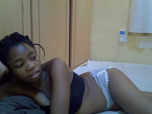 pretty-bianca live cam on BongaCams