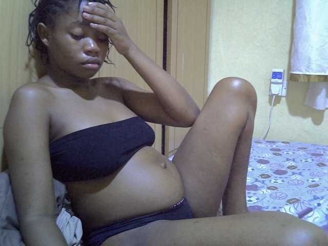 pretty-bianca live cam on BongaCams