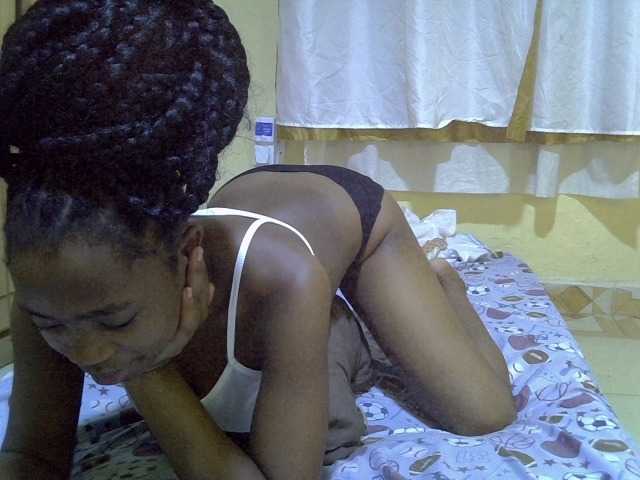 pretty-bianca live cam on BongaCams