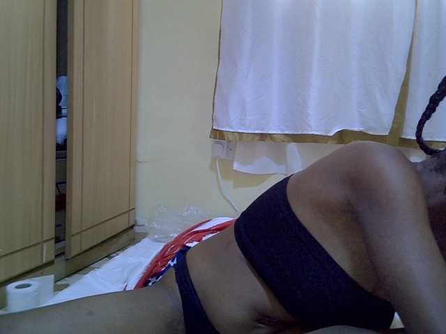 pretty-bianca live cam on BongaCams
