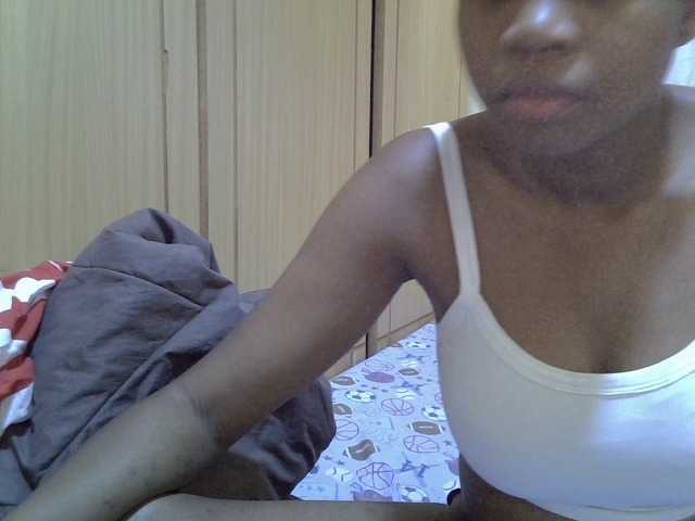 pretty-bianca live cam on BongaCams