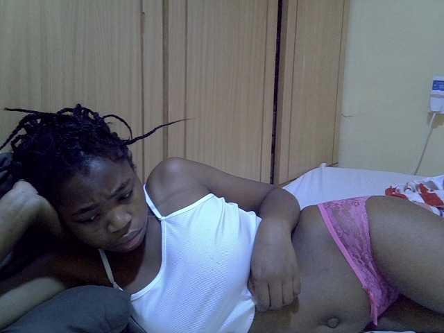 pretty-bianca live cam on BongaCams