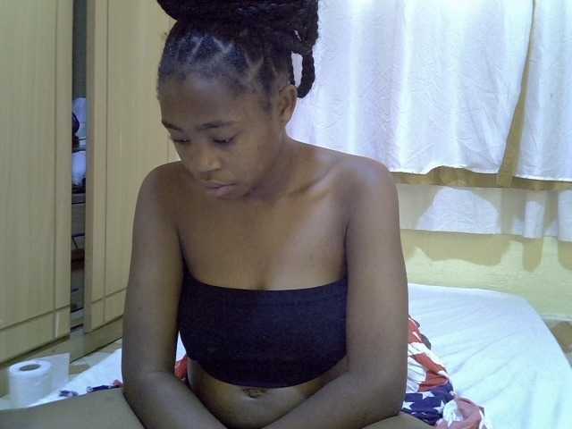 pretty-bianca live cam on BongaCams