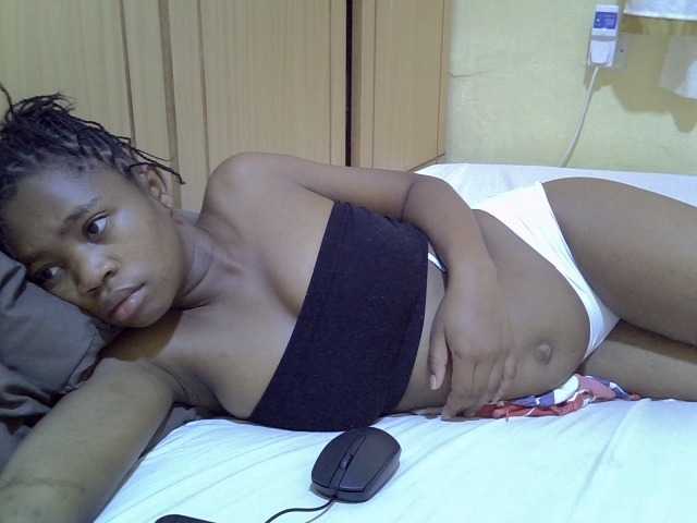 pretty-bianca live cam on BongaCams
