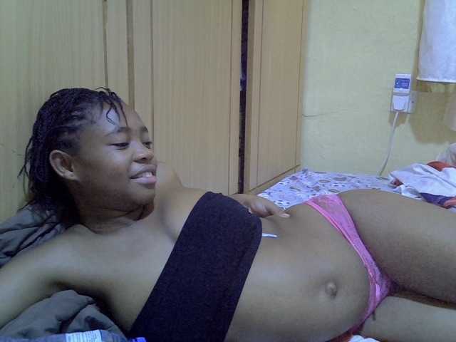 pretty-bianca live cam on BongaCams