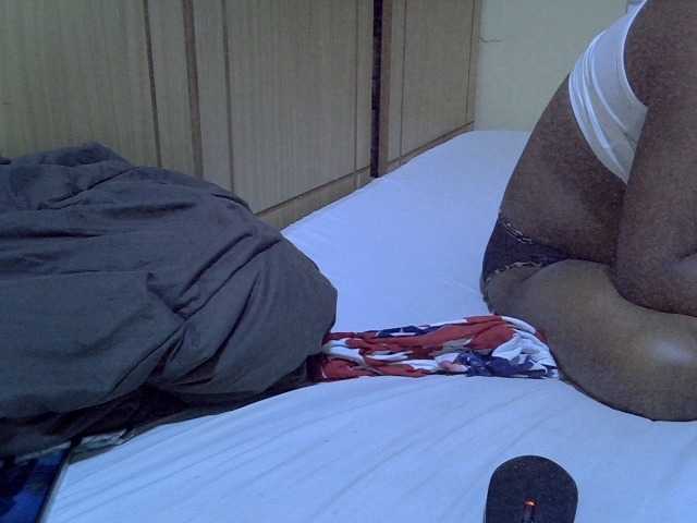 pretty-bianca live cam on BongaCams