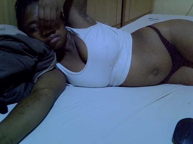pretty-bianca live cam on BongaCams