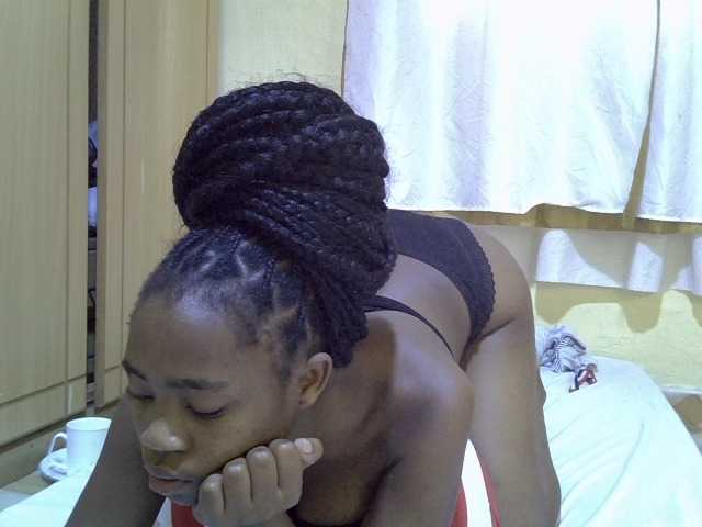 pretty-bianca live cam on BongaCams