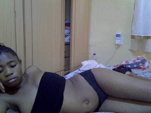 pretty-bianca live cam on BongaCams