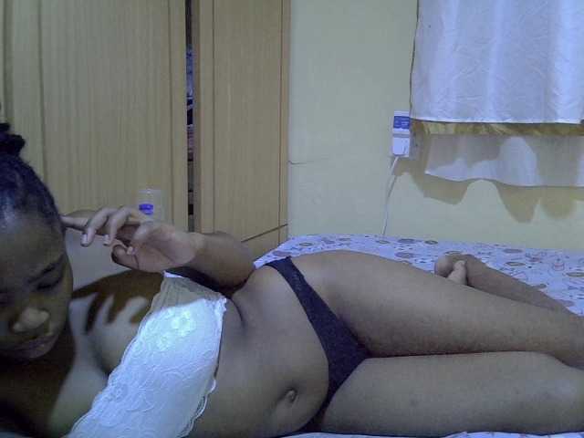 pretty-bianca live cam on BongaCams