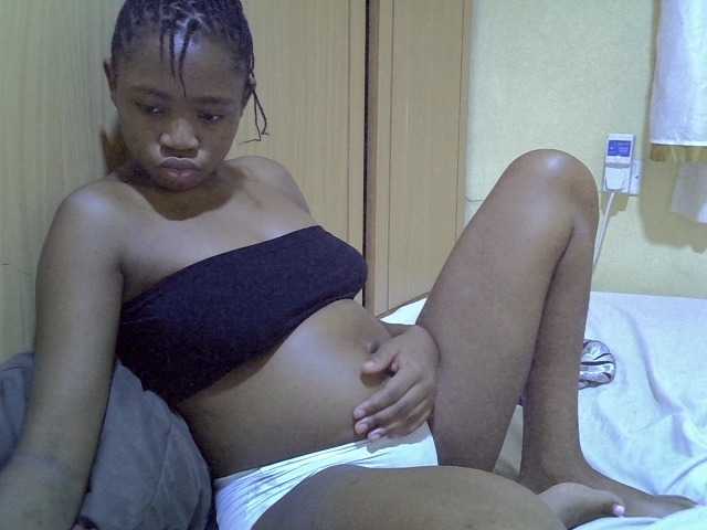 pretty-bianca live cam on BongaCams