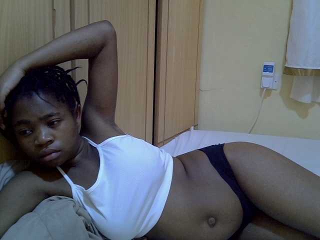 pretty-bianca live cam on BongaCams