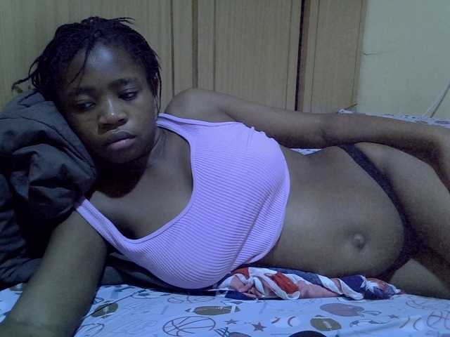 pretty-bianca live cam on BongaCams