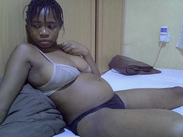 pretty-bianca live cam on BongaCams