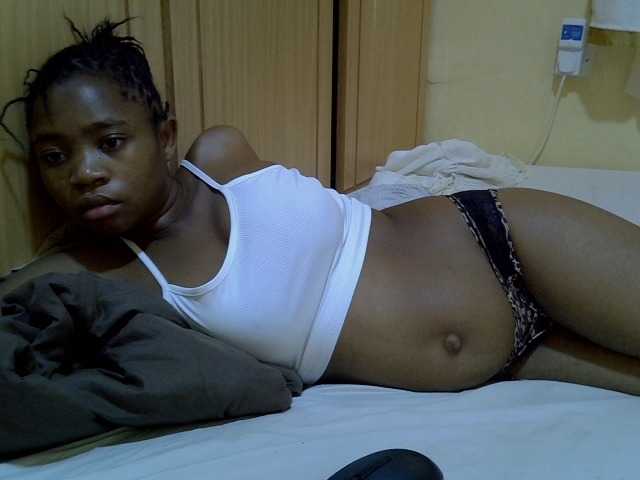 pretty-bianca live cam on BongaCams