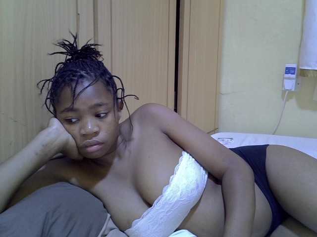 pretty-bianca live cam on BongaCams